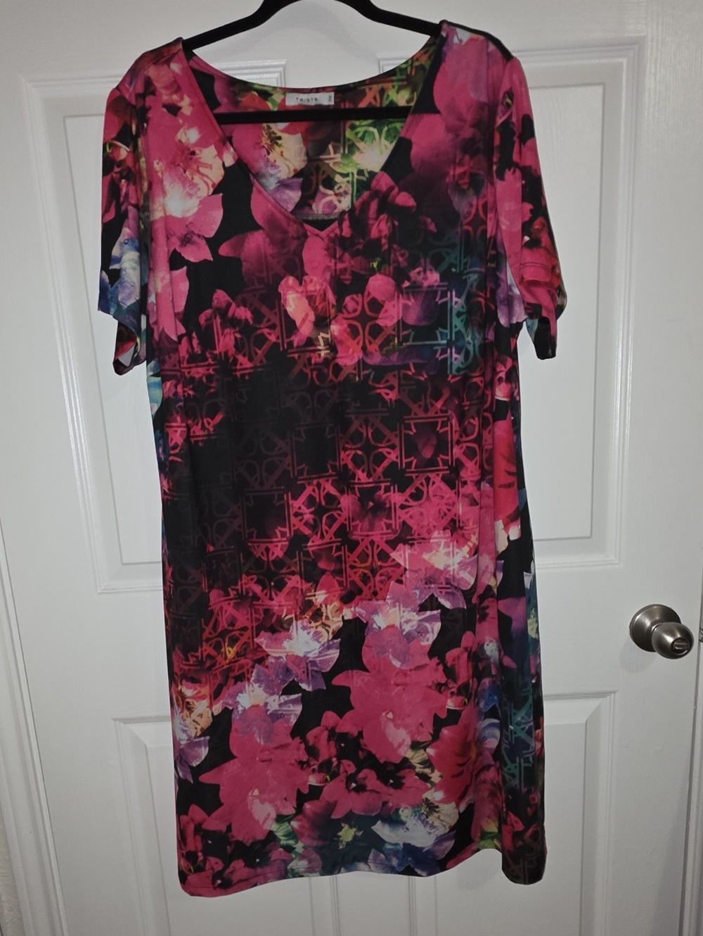 Floral V-Neck Midi Dress in Bright Pink